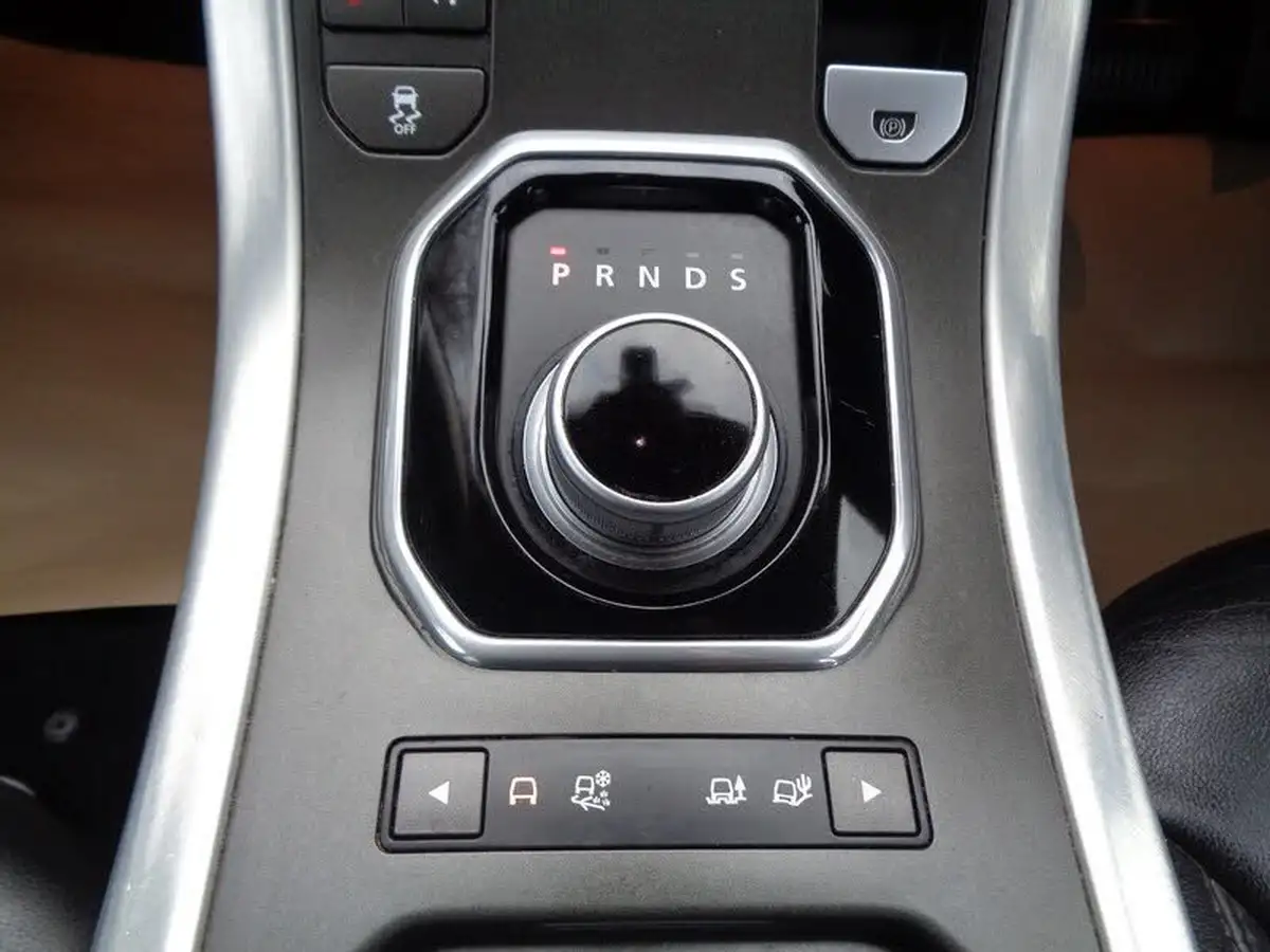 2015-land-rover-range-rover-evoque-22sd4-pure-tech-hatchback-5d-auto-big-16