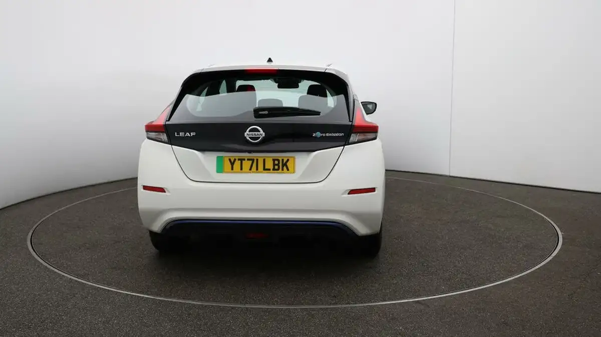 2022-nissan-leaf-e-acenta-big-6
