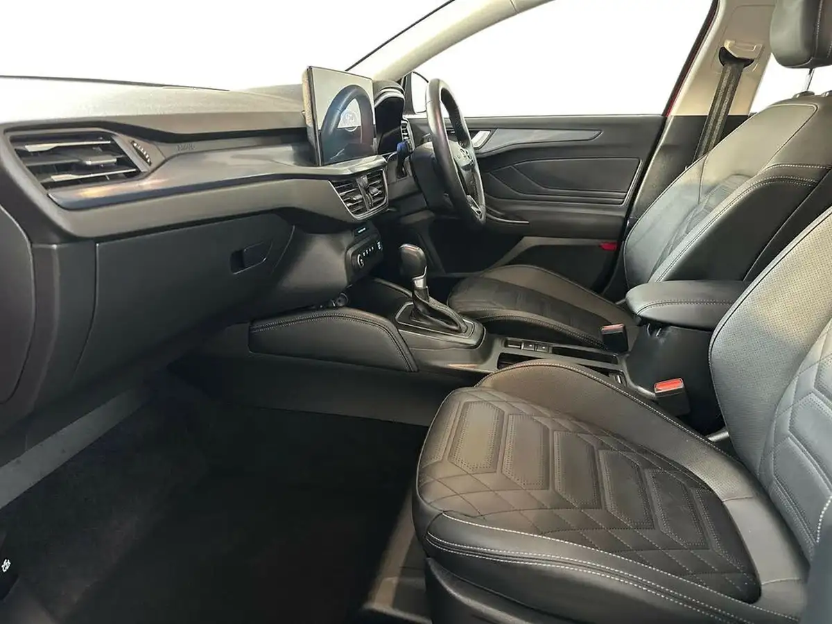 2023-ford-focus-10t-active-x-125ps-hybrid-mhev-estate-powershift-big-10