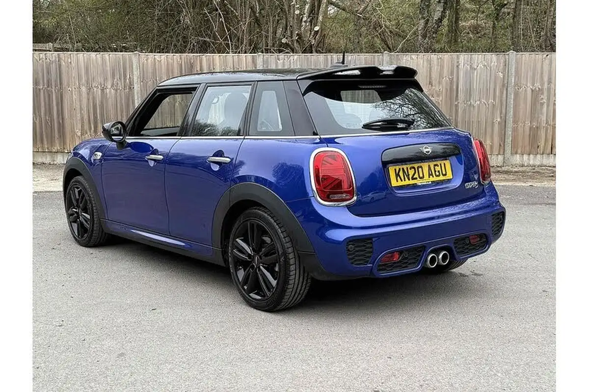 2020-mini-cooper-20-cooper-s-sport-189bhp-hatchback-5d-auto-big-4
