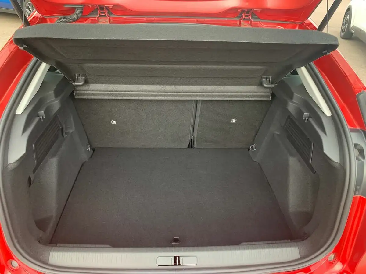 2022-citroen-c4-12-puretech-sense-big-22