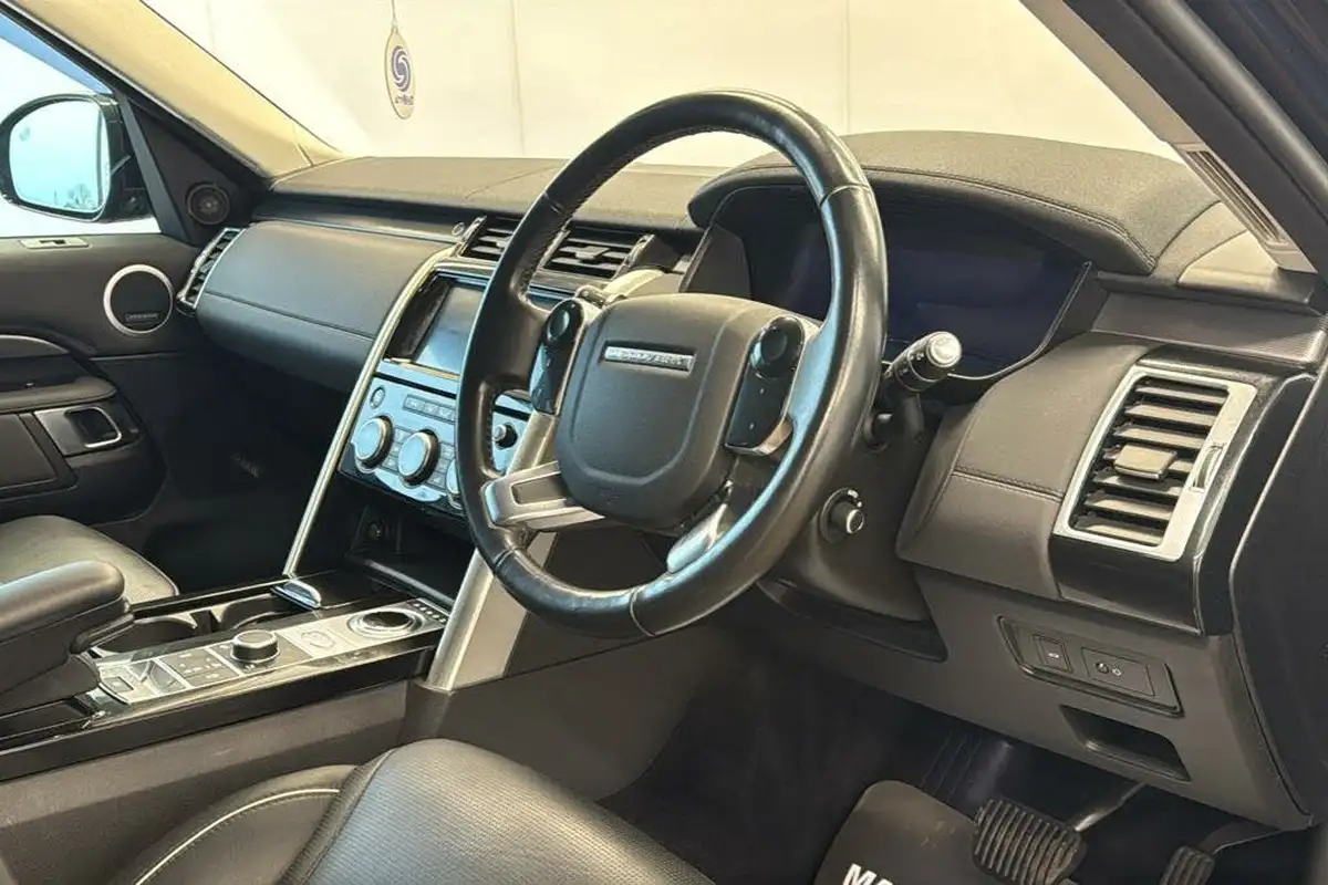 2020-land-rover-discovery-30td6-hse-big-14