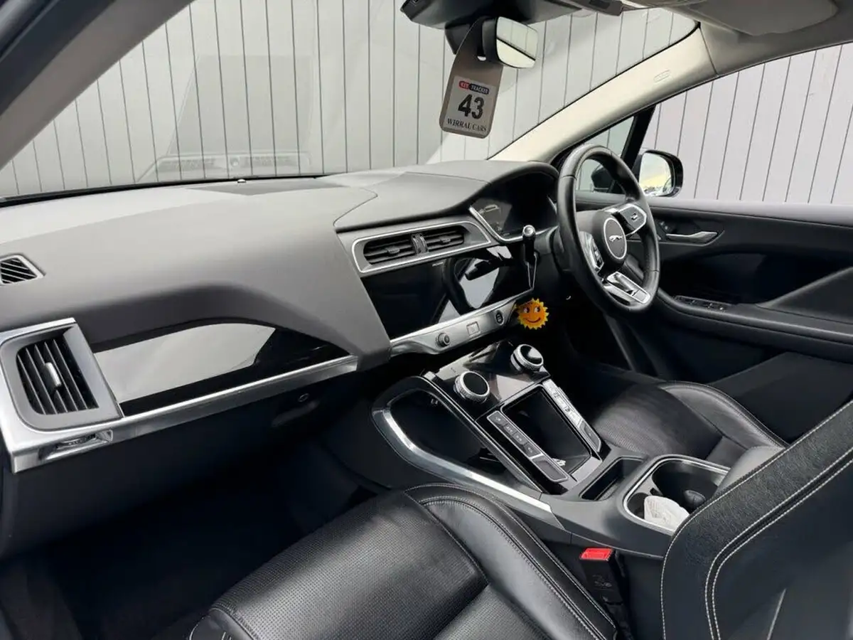 2019-jaguar-i-pace-ev400-se-big-14