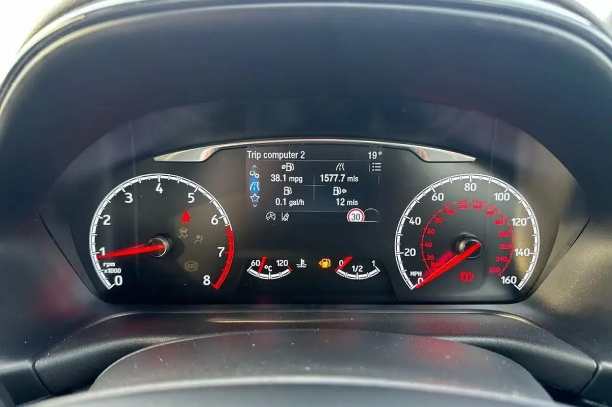 2018-ford-fiesta-15t-st-3-5d-big-11