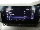 2021-skoda-octavia-small-10