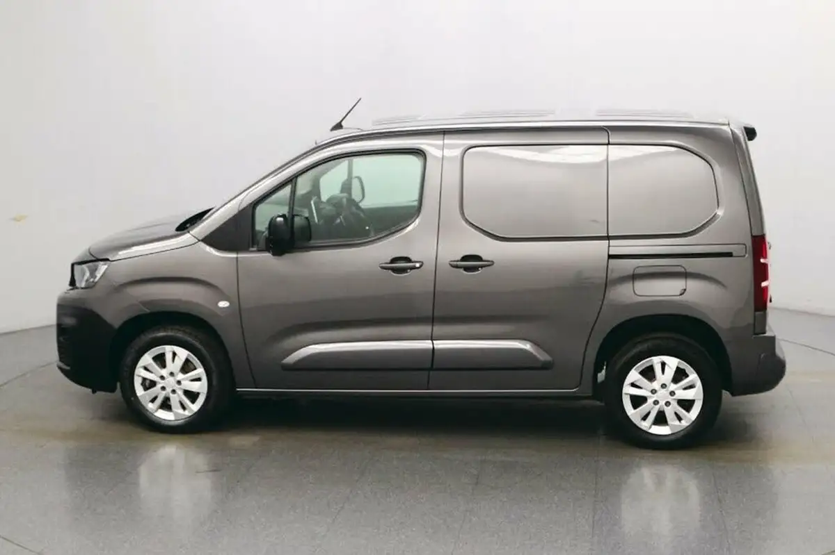 2021-peugeot-partner-15-bluehdi-1000-asphalt-premium-130pseu6dt-e-ss-eat8-big-4