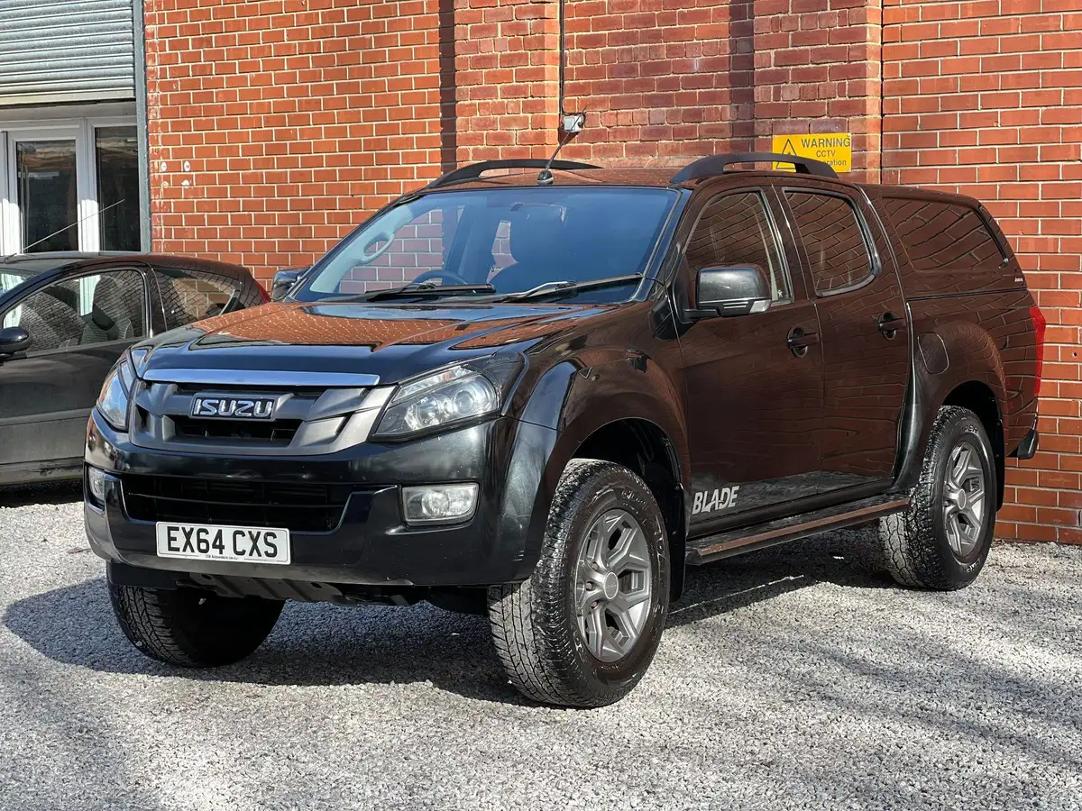 2014-isuzu-d-max-25td-venetian-red-blade-auto-big-2
