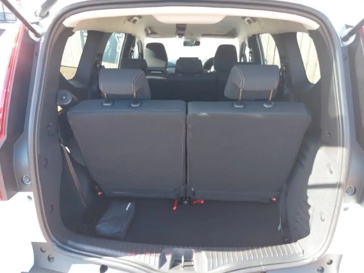 2024-dacia-jogger-16-tce-extreme-big-7