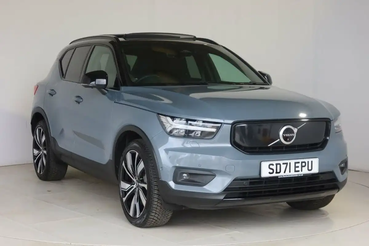 2021-volvo-c40-e-twin-recharge-pro-big-8
