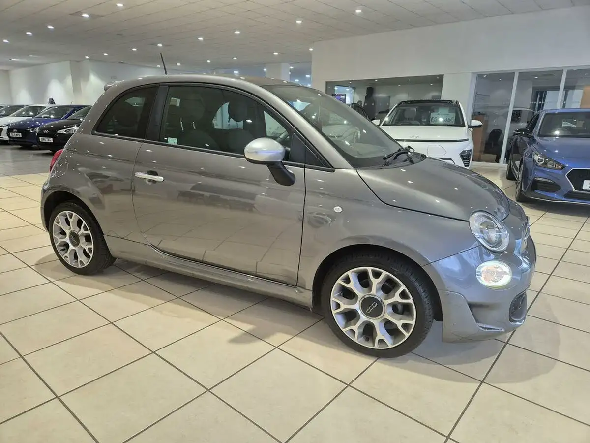 2020-fiat-500-10-rockstar-big-59