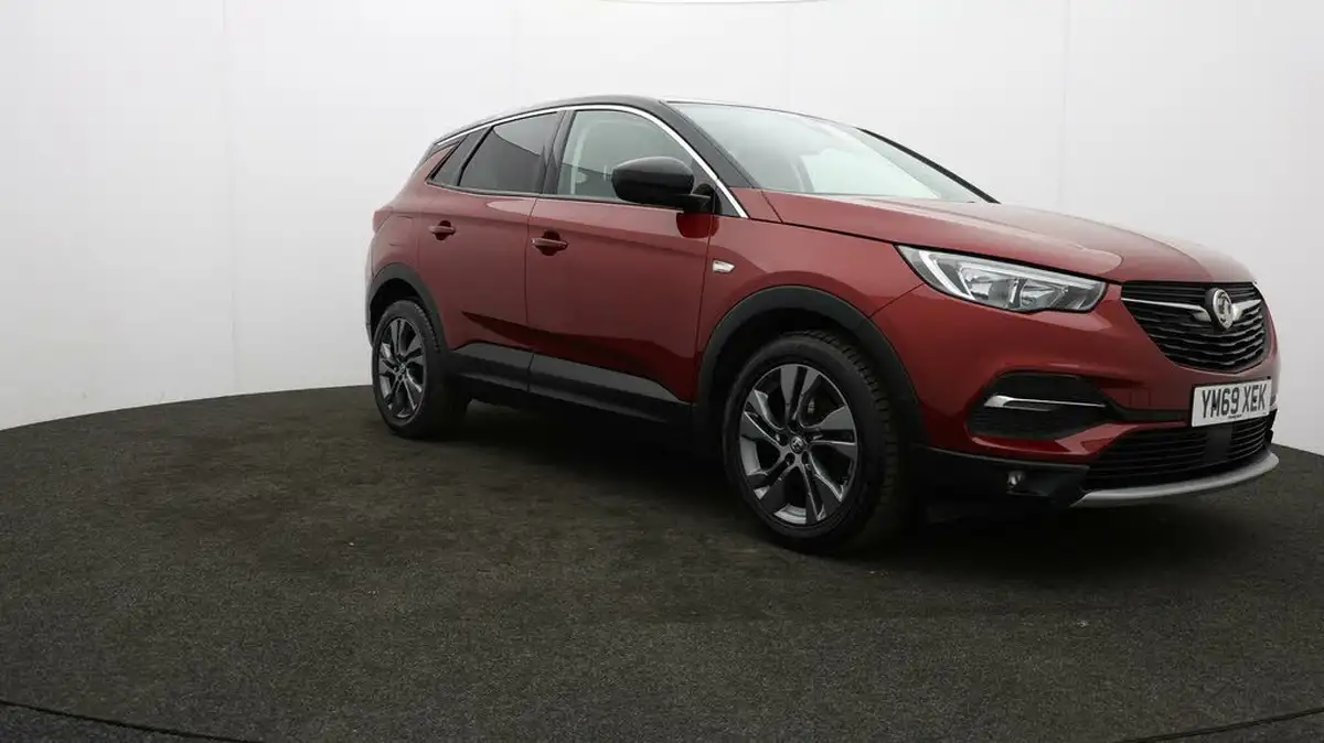2020-vauxhall-grandland-x-12-sri-nav-big-45