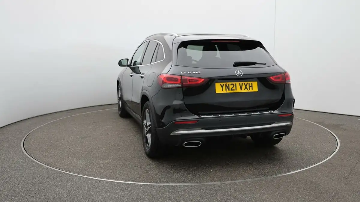 2021-mercedes-benz-gla-class-13-gla-180-amg-line-premium-plus-1332cc-big-60