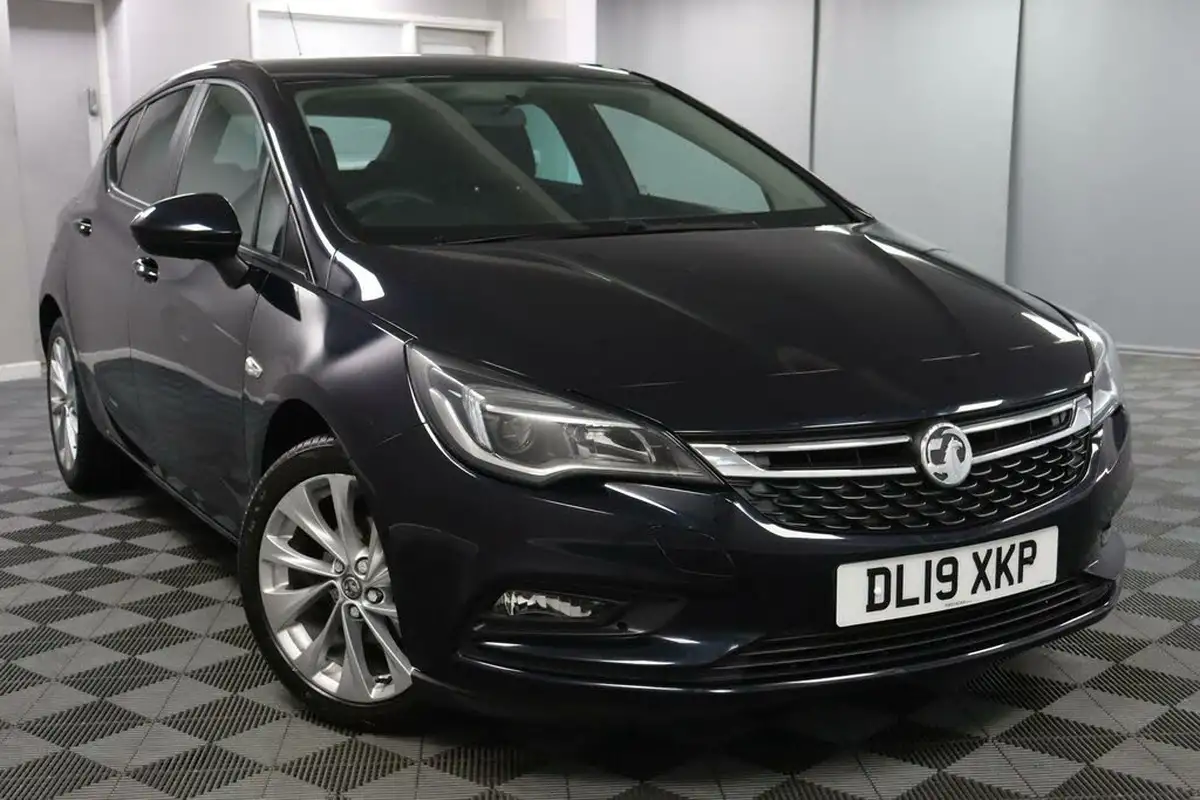 2019-vauxhall-astra-10i-turbo-design-hatchback-big-14