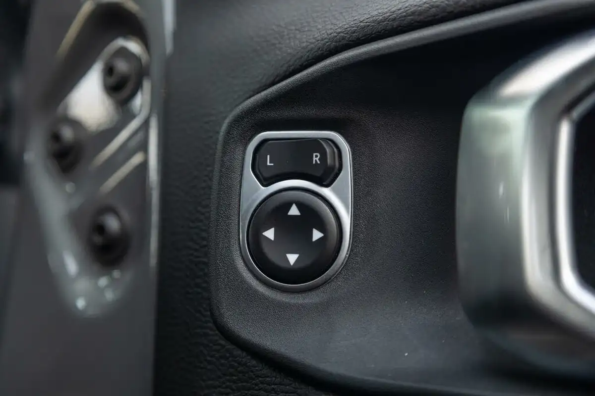 2020-jeep-wrangler-20-gme-rubicon-hard-5d-big-27