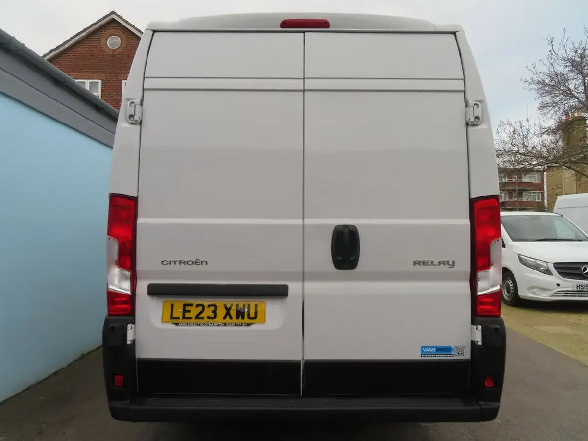 2023-citroen-relay-22bluehdi-35-l4h2-heavy-enterprise-edition-big-12