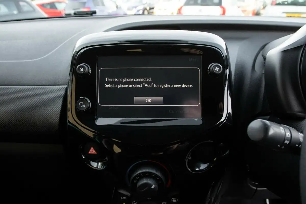 2020-citroen-c1-10-vti-feel-ss-3d-big-26