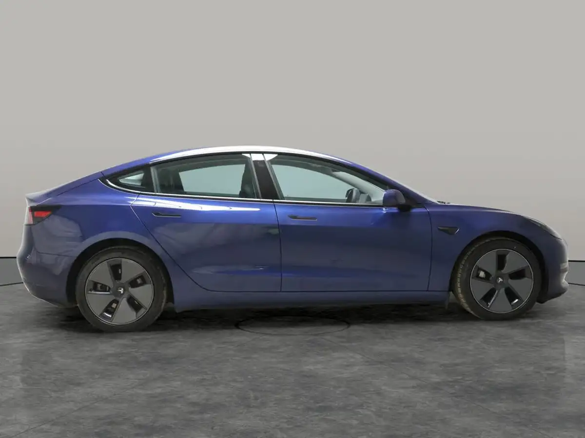2021-tesla-model-3-e-long-range-awd-big-11