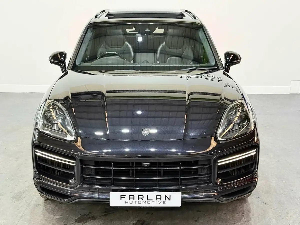 2018-porsche-cayenne-40-v8-turbo-big-9