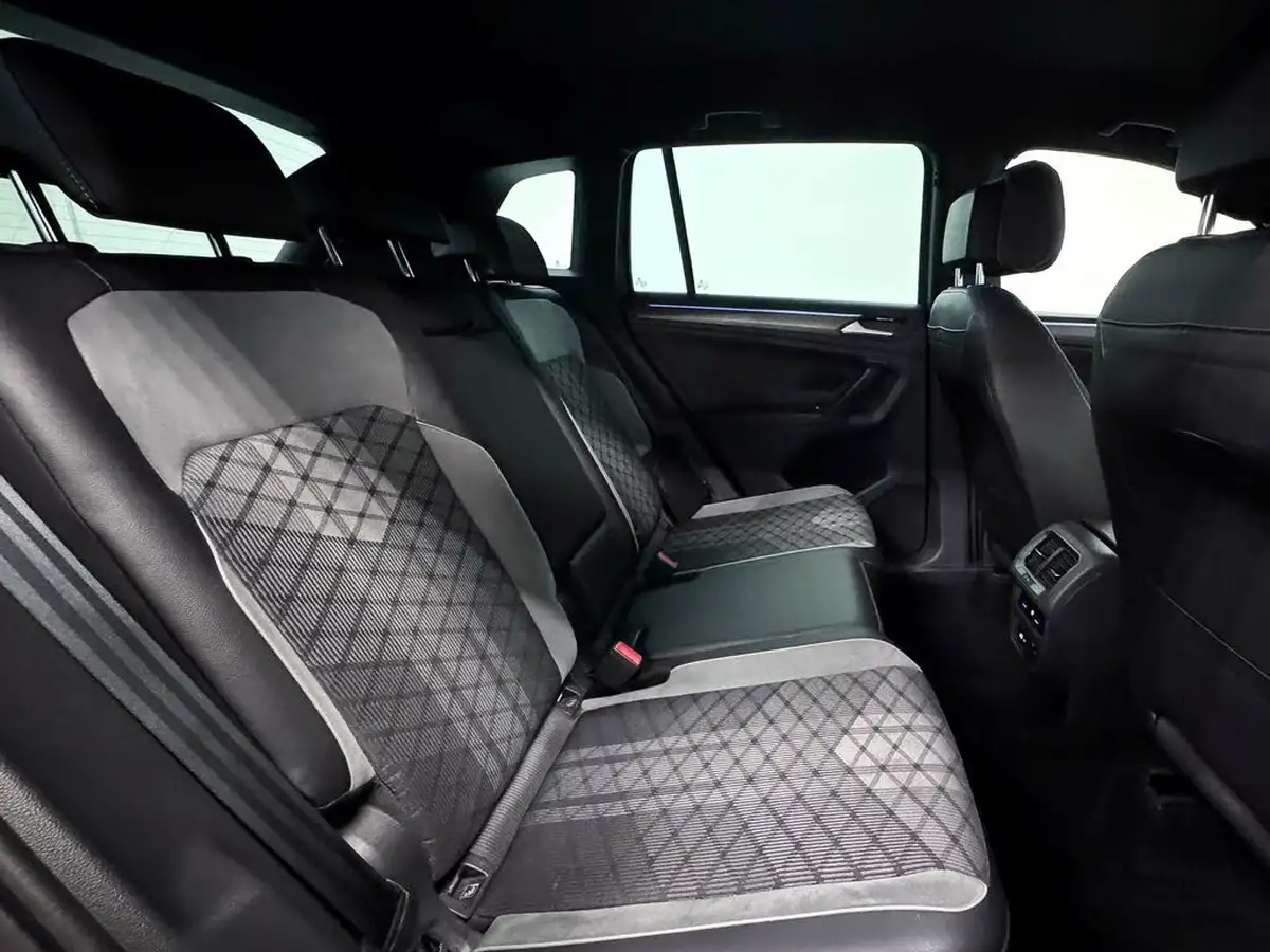 2021-volkswagen-tiguan-15-tsi-r-line-big-43