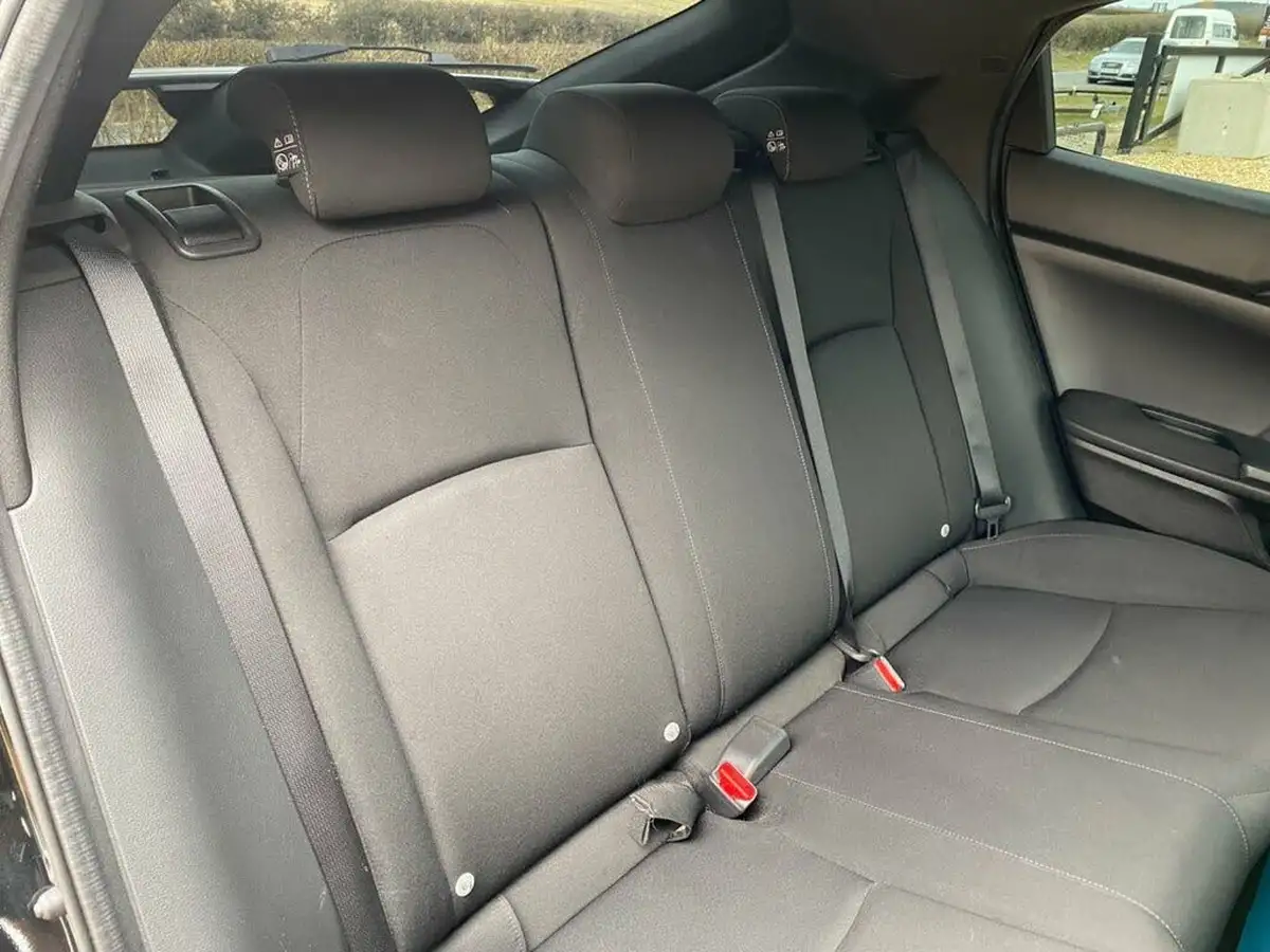2018-honda-civic-10-vtec-turbo-se-129ps-hatchback-5d-big-20