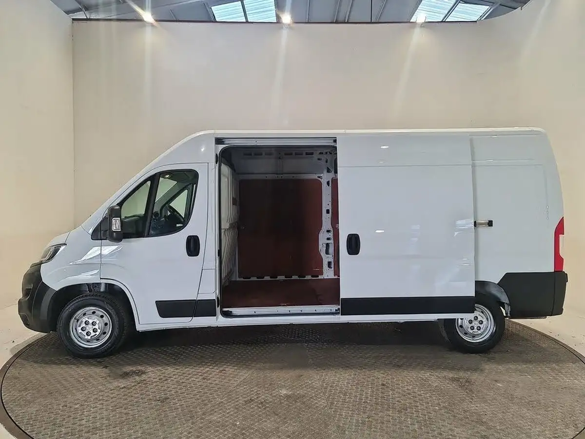 2022-vauxhall-movano-22cdti-l3-h2-3500-dynamic-140pseu6d-big-5