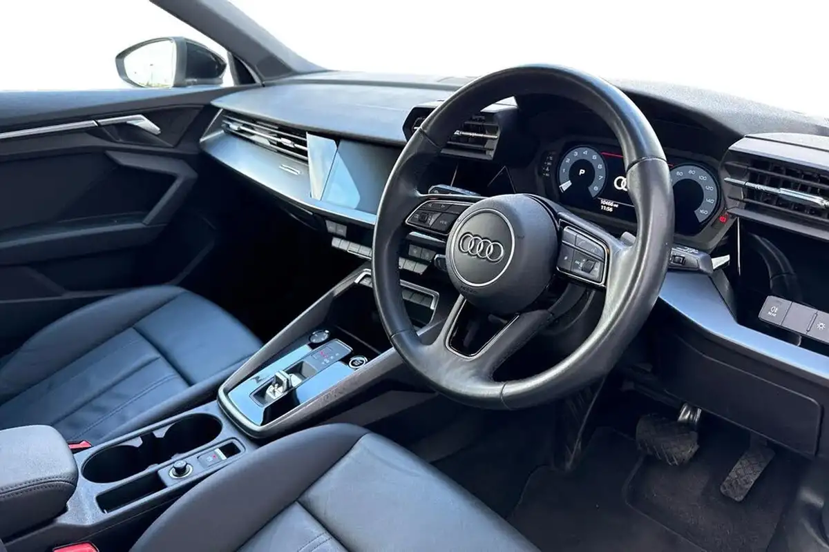 2023-audi-a3-10-30-tfsi-sportback-5d-s-tronic-big-13