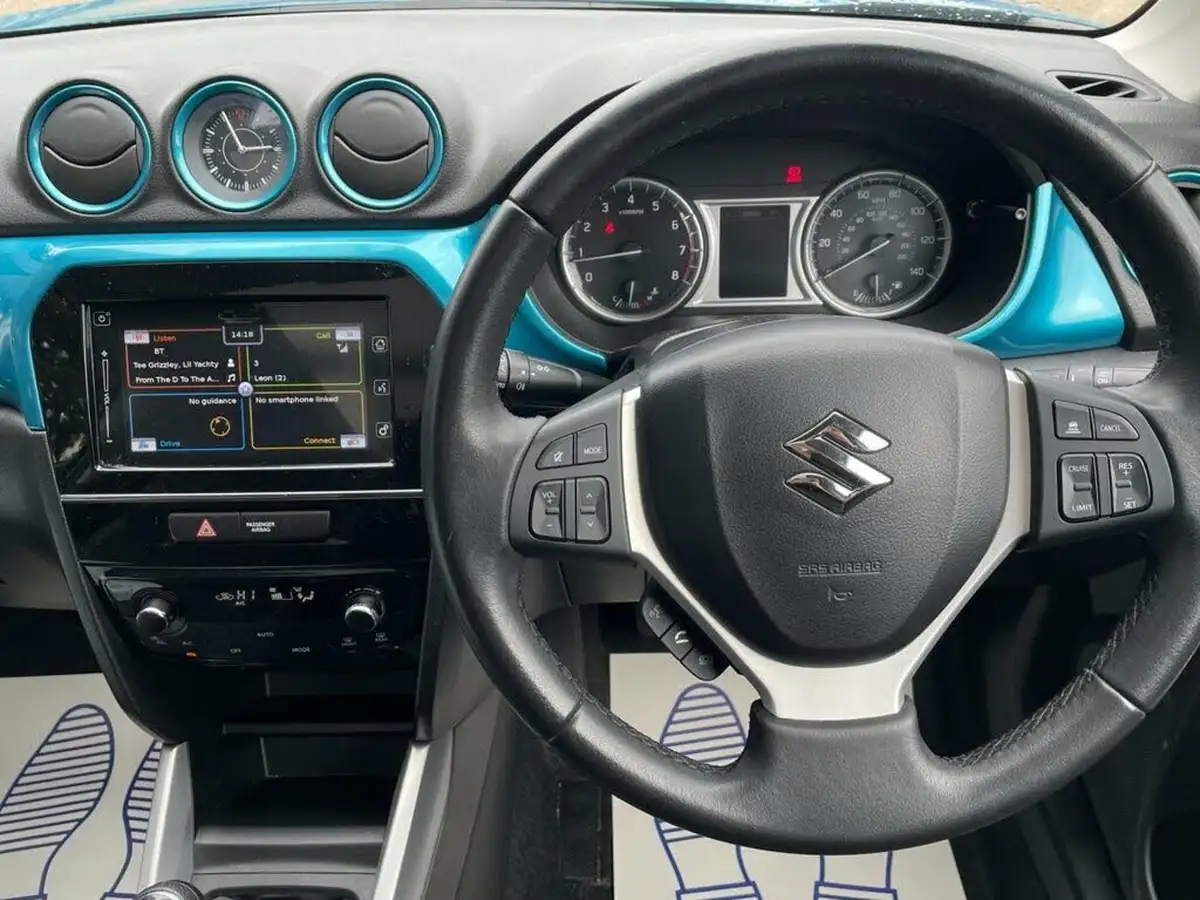 2015-suzuki-vitara-16-sz5-allgrip-big-12