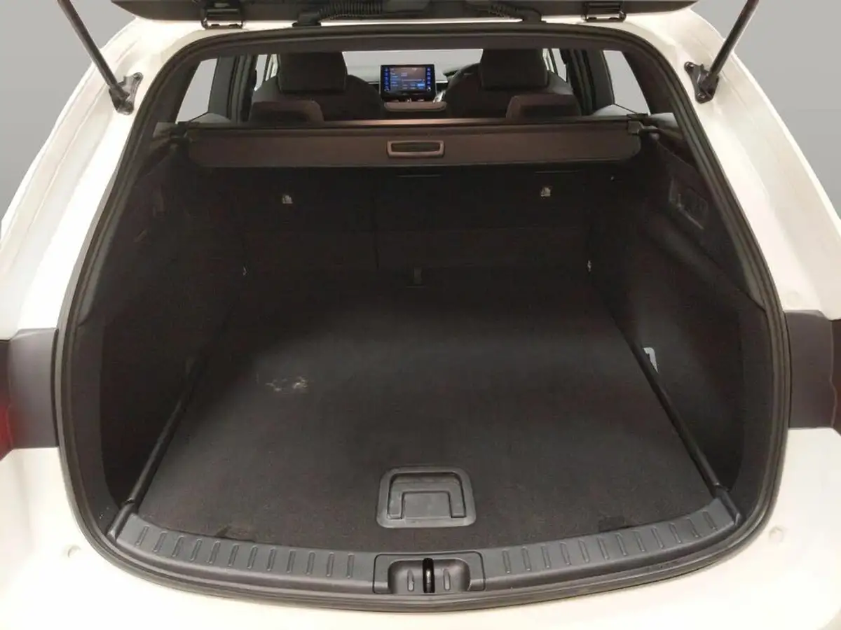 2022-toyota-corolla-18-vvt-i-icon-120bhp-spare-wheel-touring-sports-5d-big-38