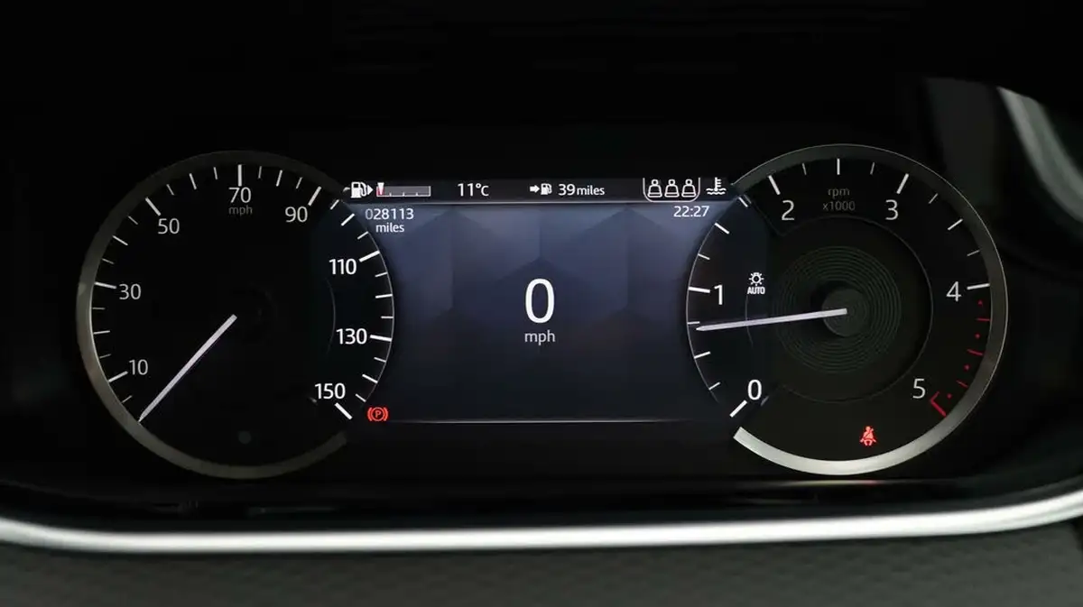2021-land-rover-range-rover-evoque-20-d165-evoque-big-10