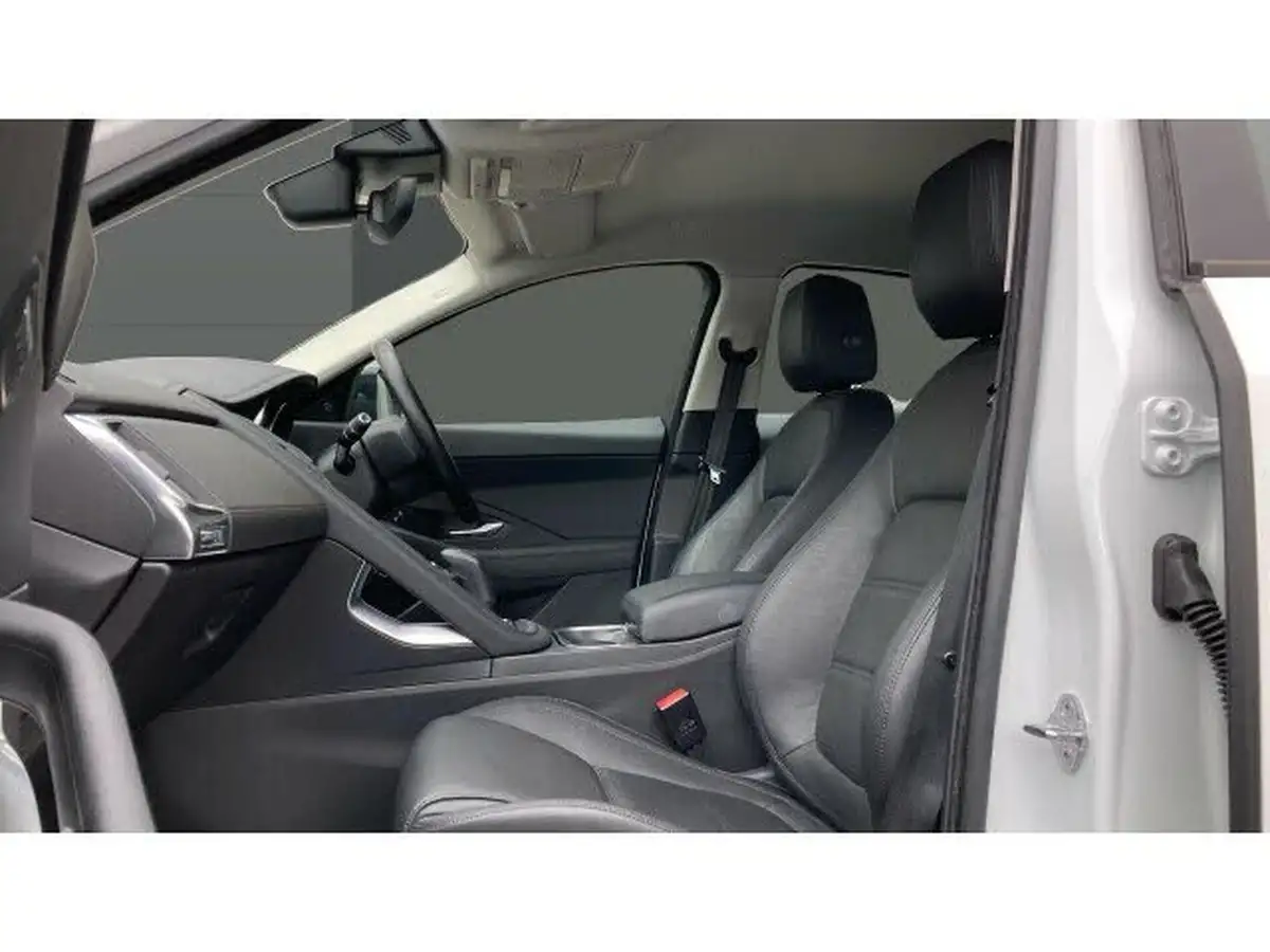 2020-jaguar-e-pace-20-i4-se-300ps-big-2