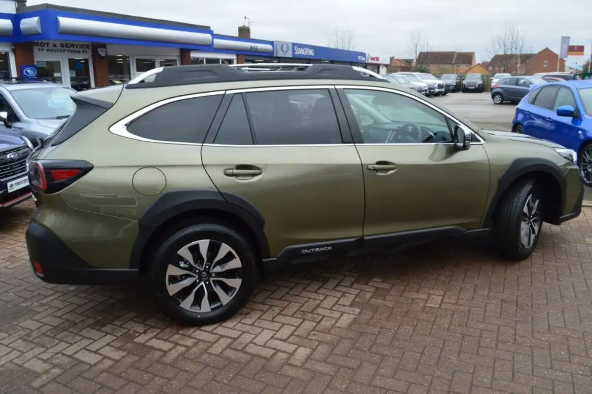 2023-subaru-outback-25i-touring-big-14