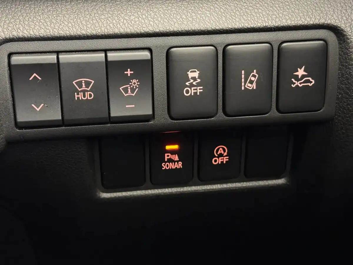 2019-mitsubishi-eclipse-cross-15-black-4wd-auto-big-27