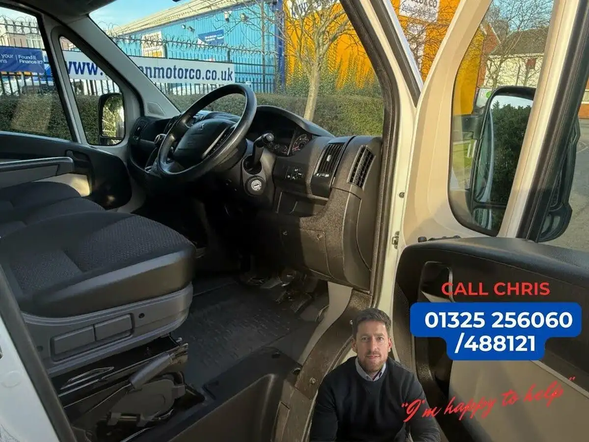 2018-peugeot-boxer-20-bluehdi-professional-435-l4h2-big-6