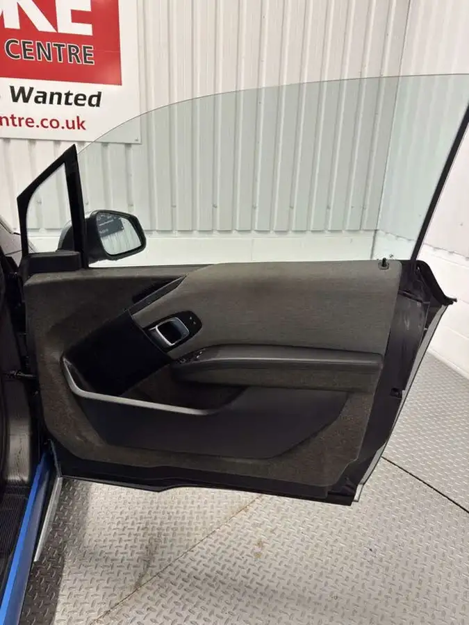 2014-bmw-i3-e-extended-range-big-15