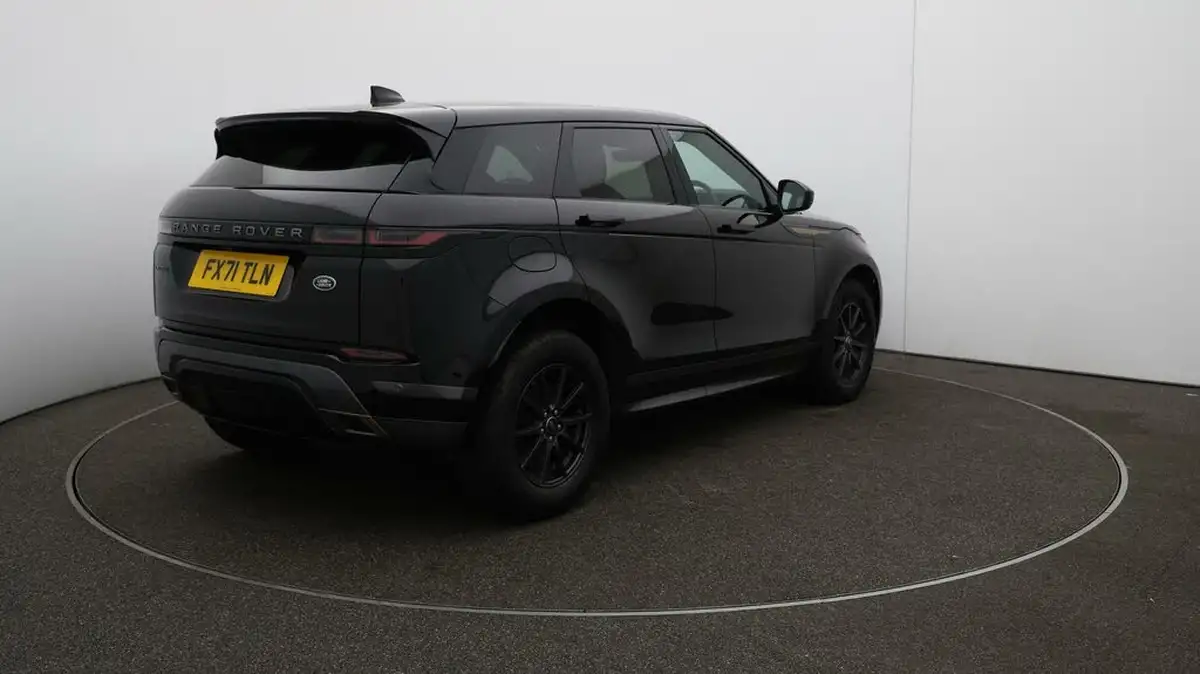 2022-land-rover-range-rover-evoque-20-d165-r-dynamic-big-7