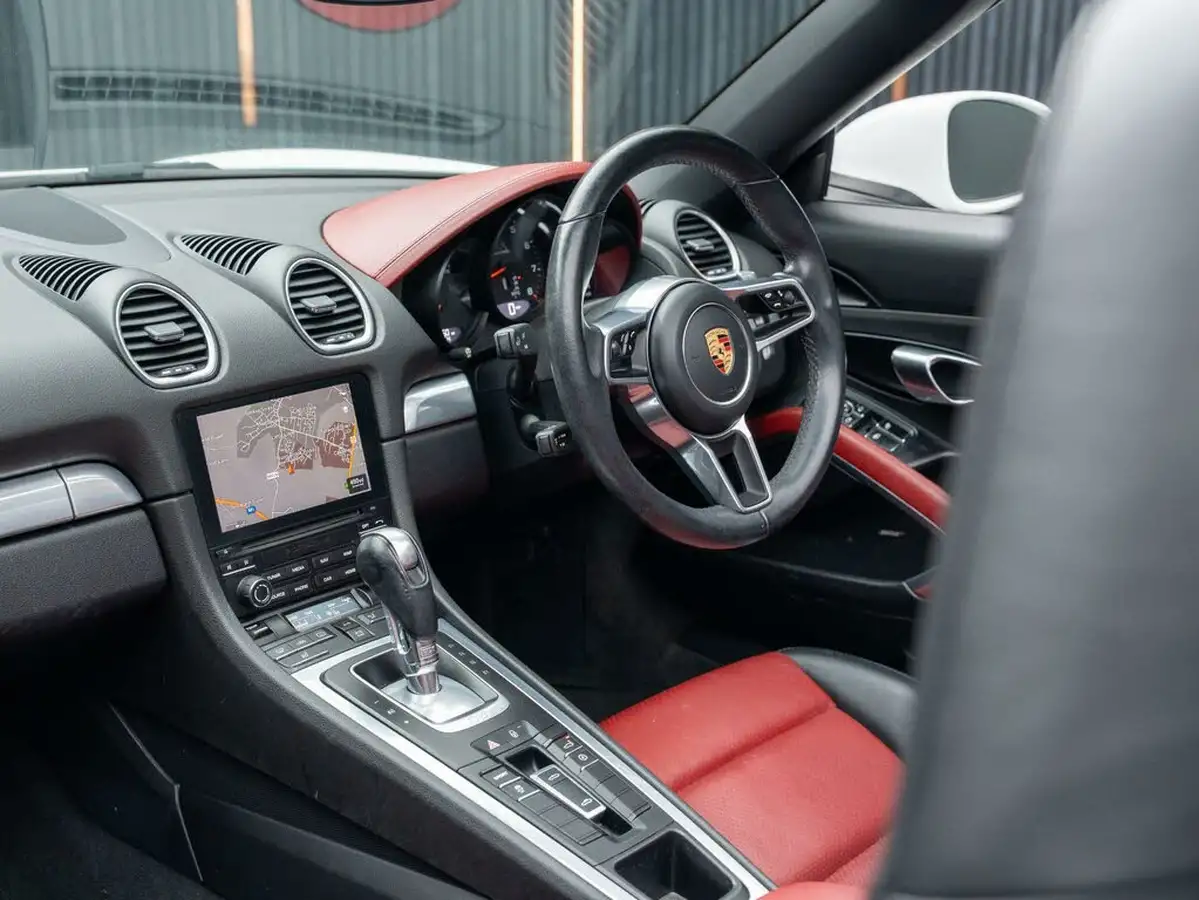 2016-porsche-boxster-718-20-boxster-pdk-big-30