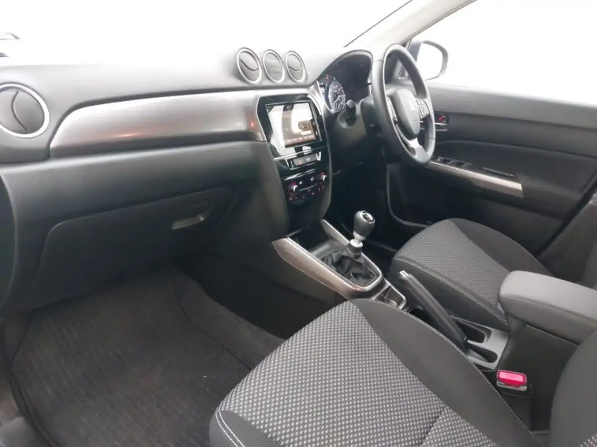 2021-suzuki-vitara-14-boosterjet-sz-t-big-4