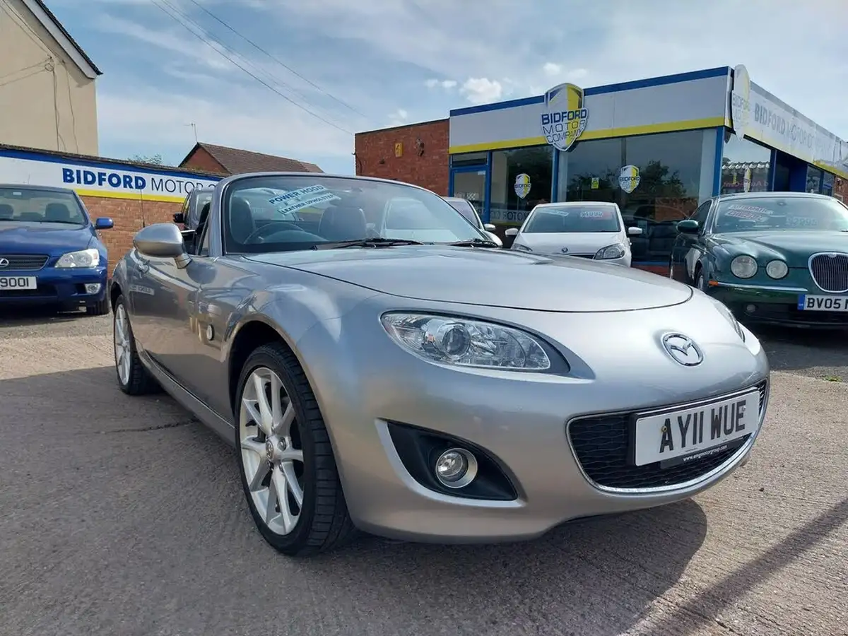 2011-mazda-mx-5-20-roadster-miyako-big-1