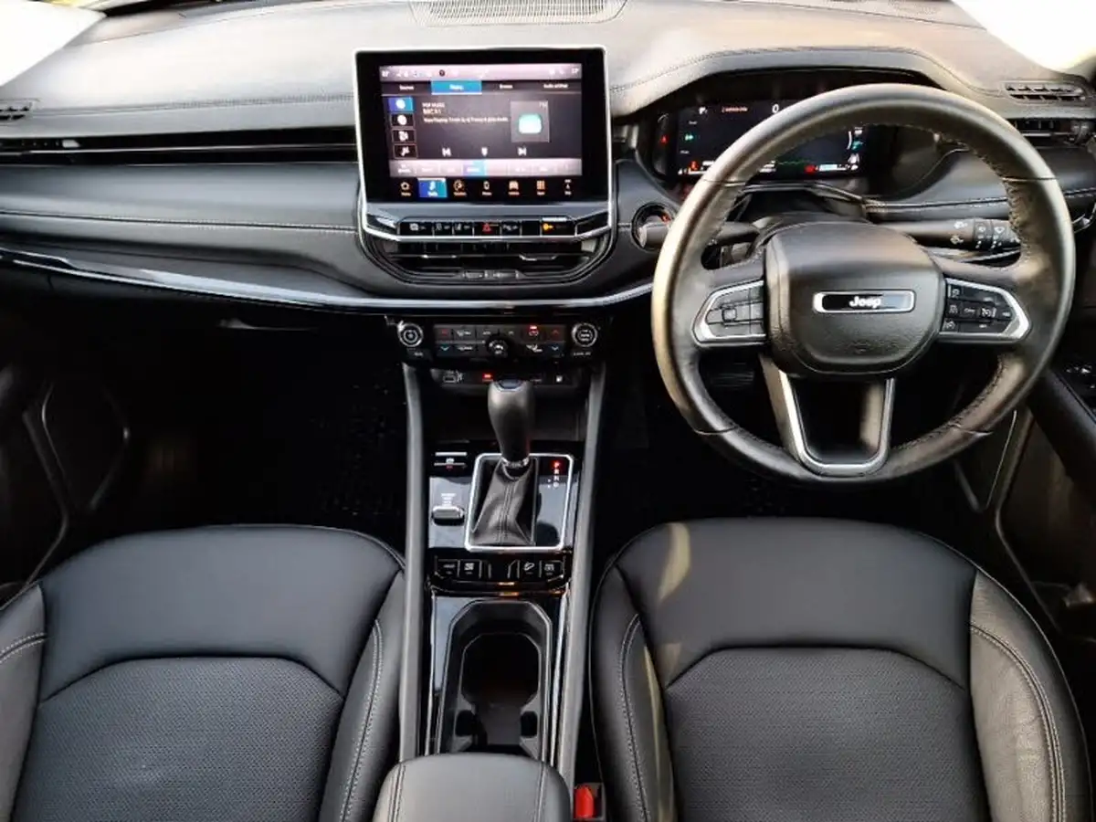 2024-jeep-compass-13-gse-s-big-2