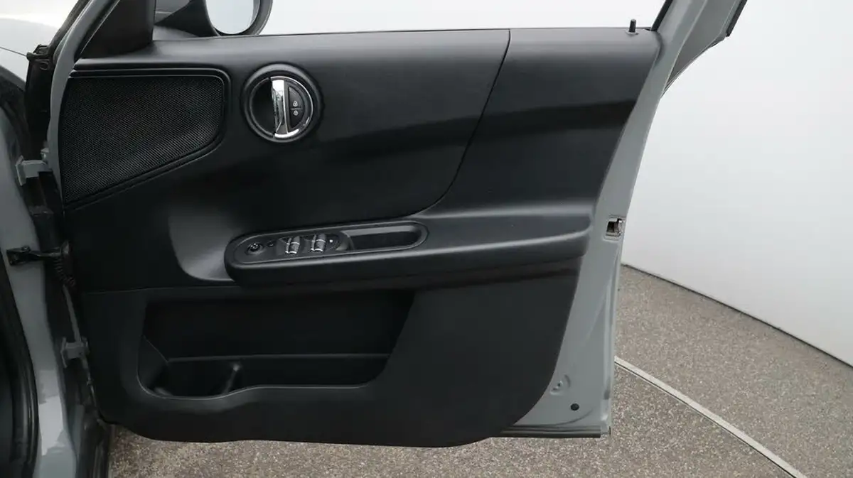 2021-mini-countryman-15-cooper-classic-comfort-auto-big-15