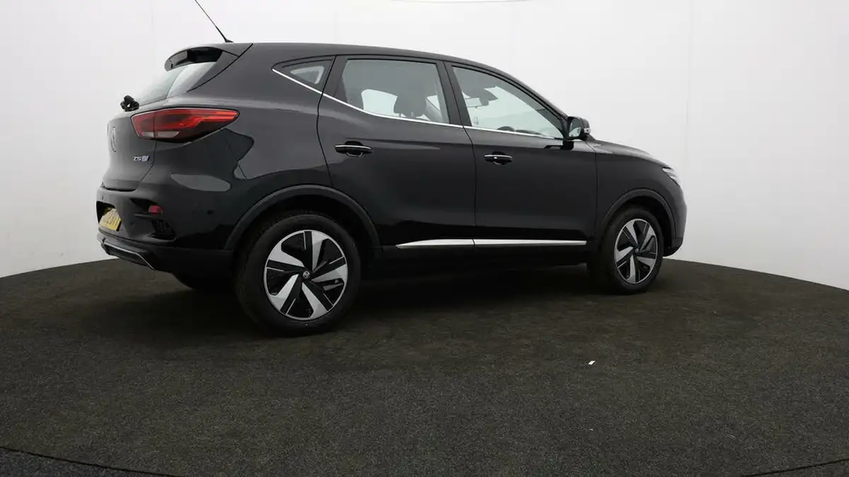 2022-mg-zs-suv-e-se-ev-156ps-long-range-big-32