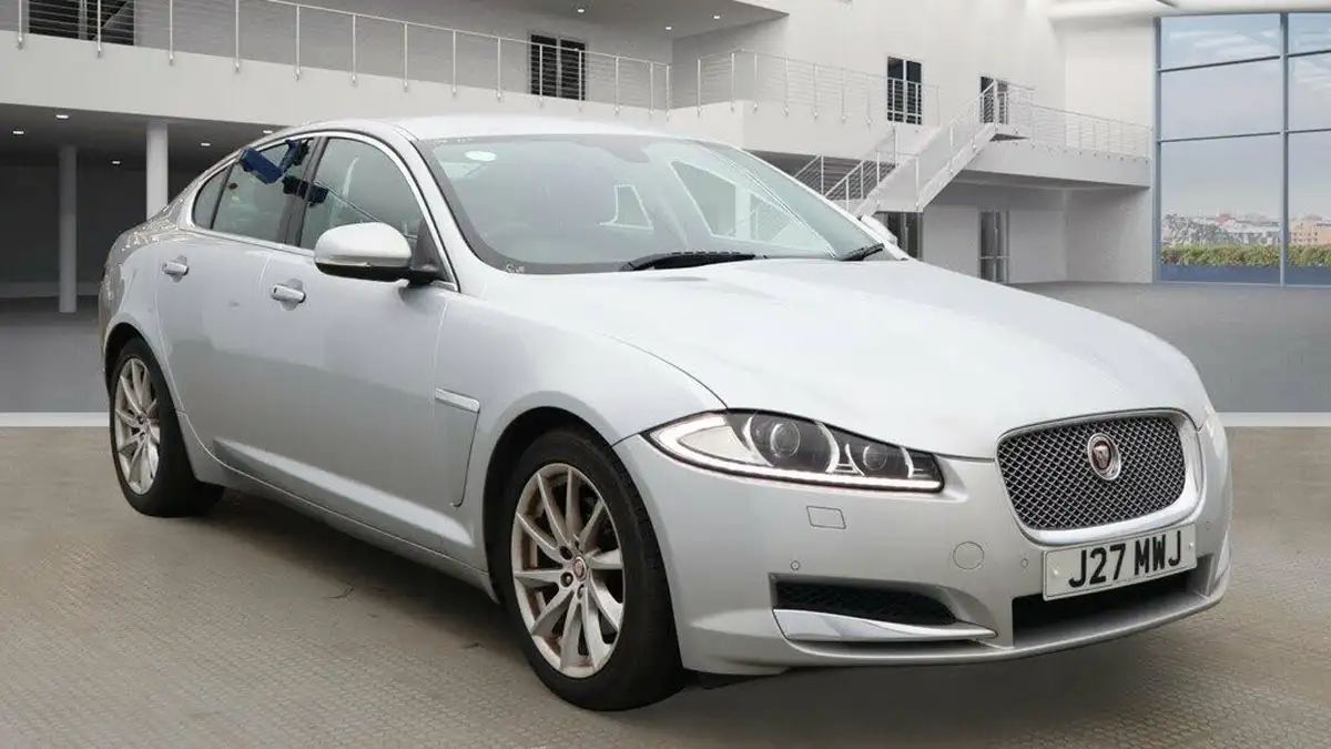 2012-jaguar-xf-30td-premium-luxury-240ps-saloon-4d-auto-big-0