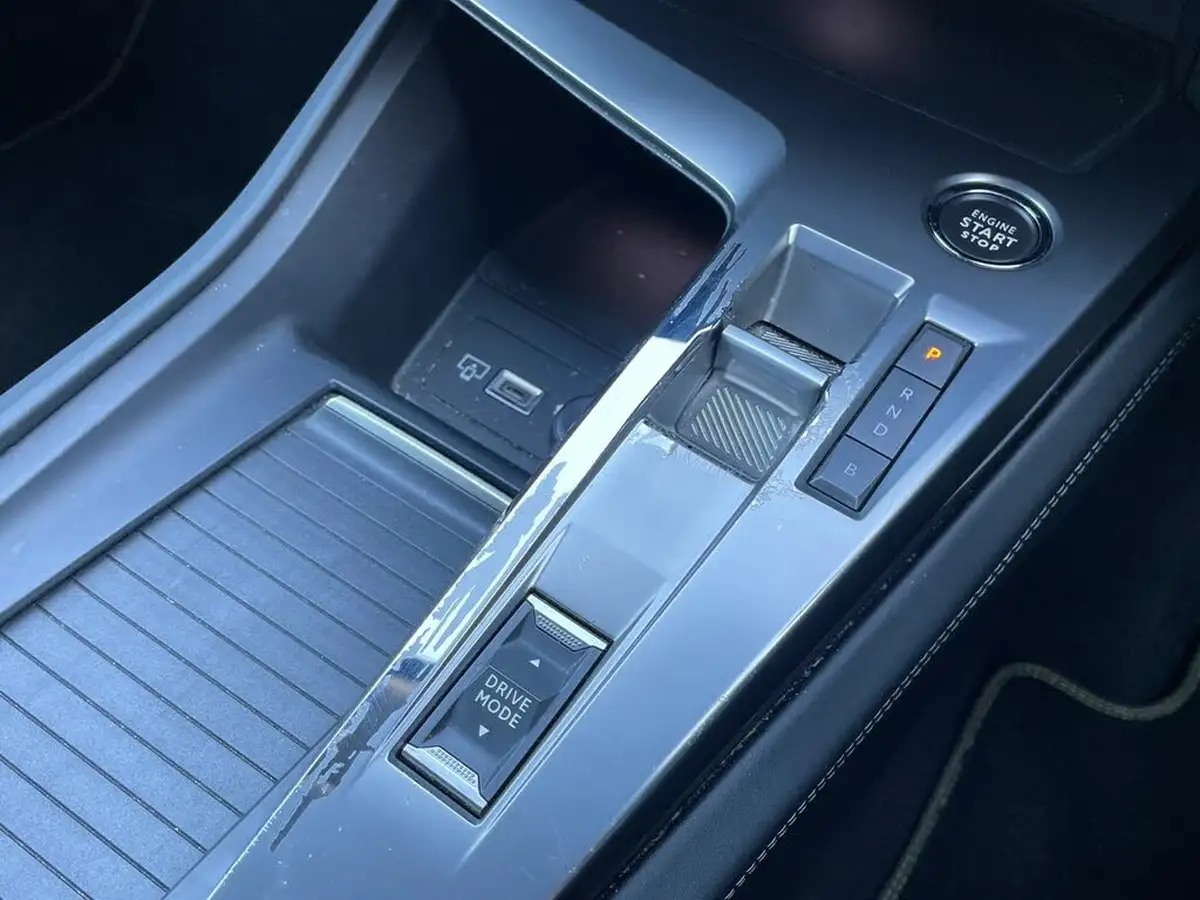 2023-peugeot-408-16-puretech-allure-premium-225ps-big-18