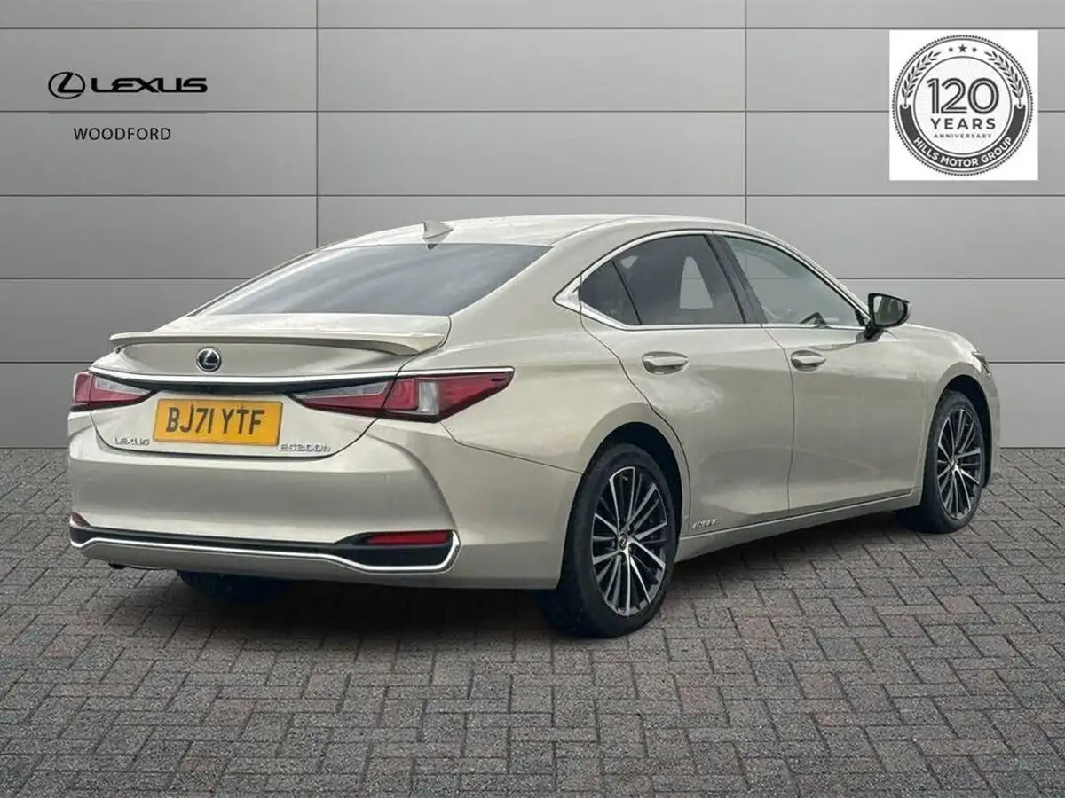 2022-lexus-es-300h-25-es-without-navigation-big-2