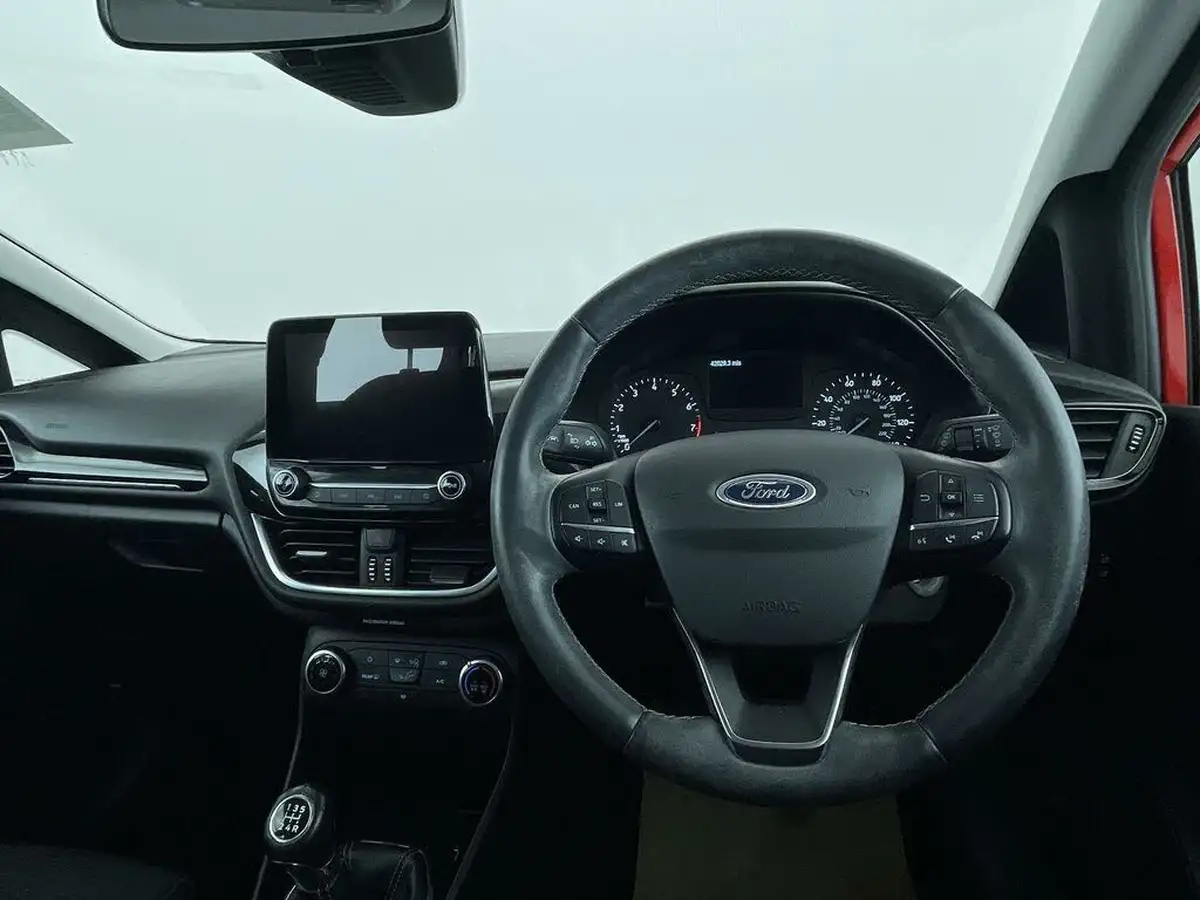 2019-ford-fiesta-11-ti-vct-zetec-5d-big-48