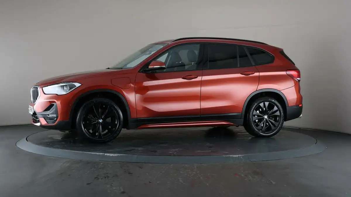 2021-bmw-x1-15-xdrive-25e-phev-sport-big-39