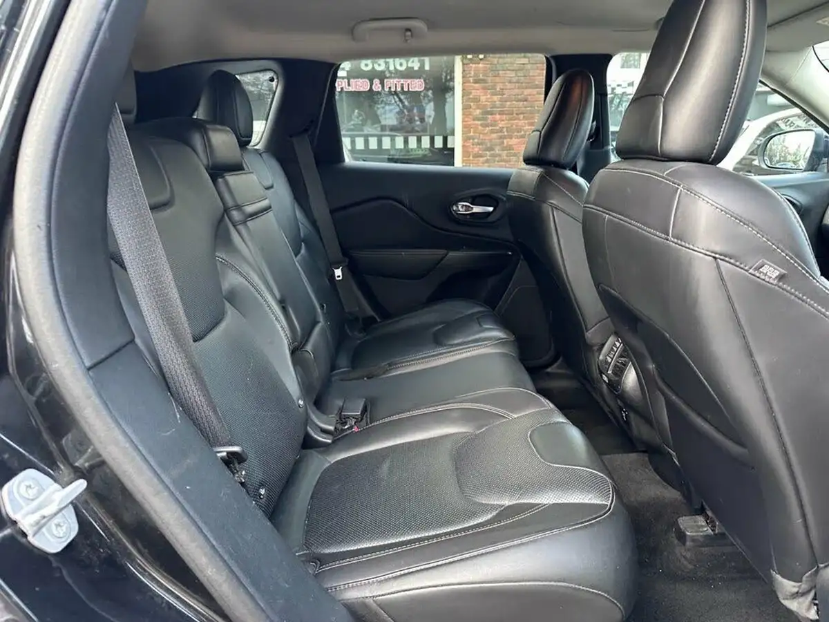 2015-jeep-cherokee-20multijet-ii-limited-4wd-big-7