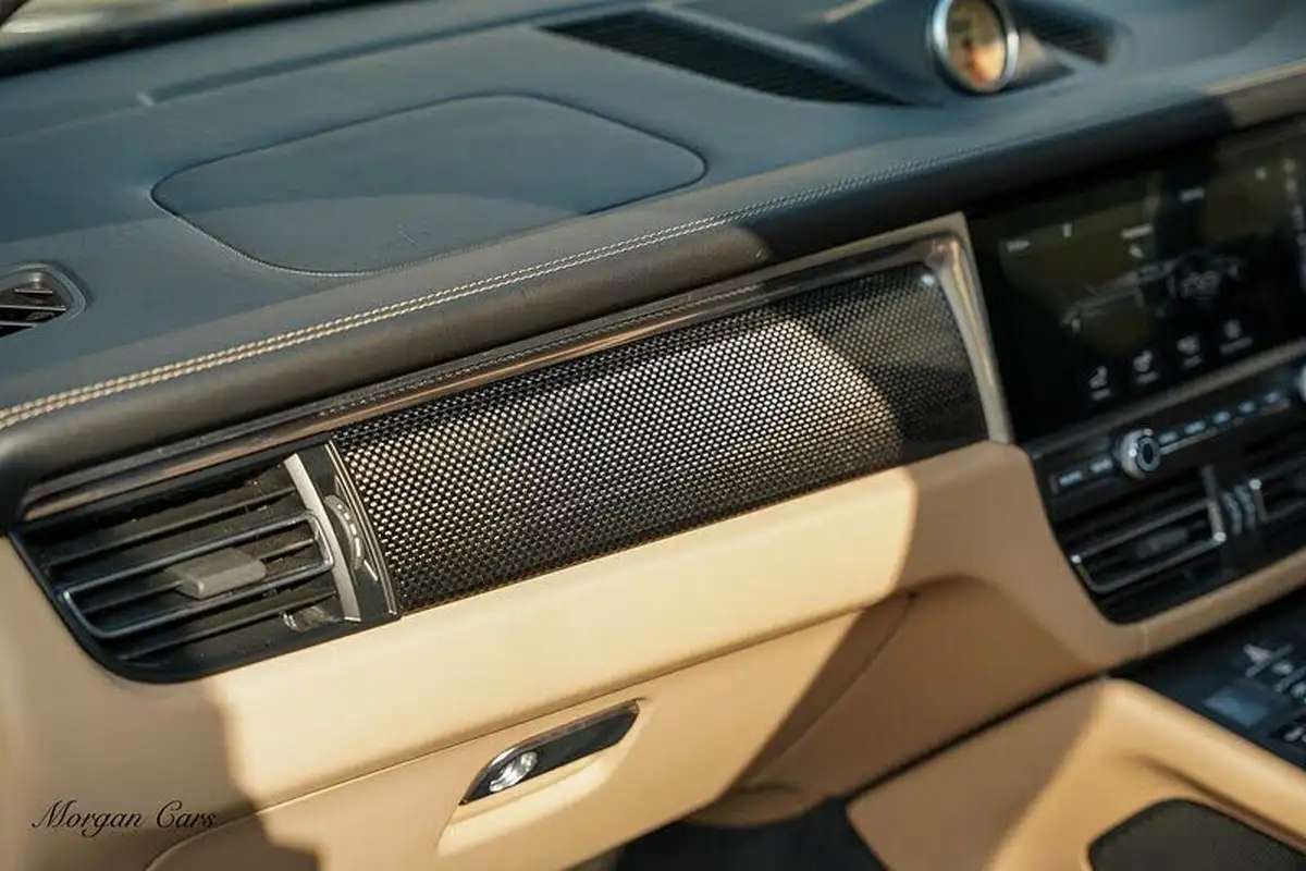 2019-porsche-macan-29-v6-turbo-big-33
