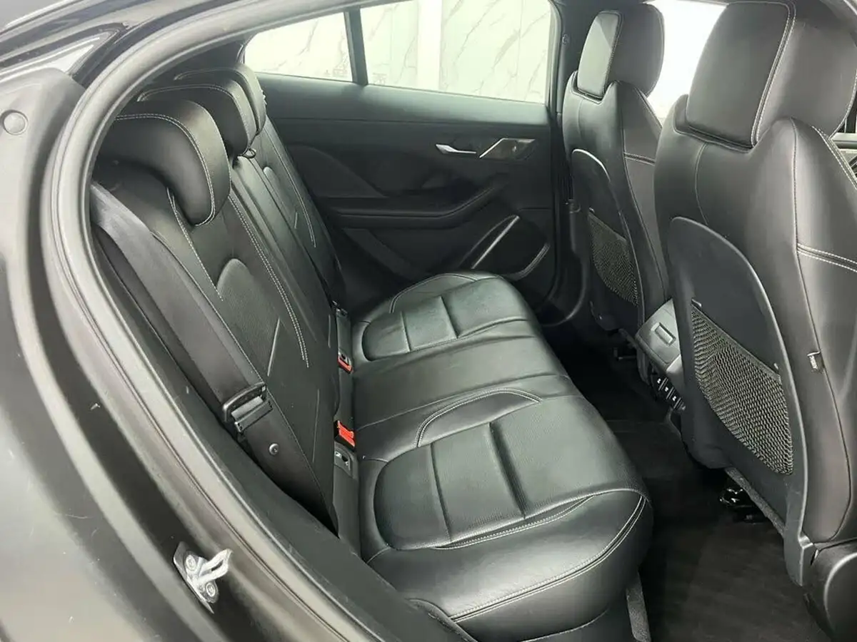 2019-jaguar-i-pace-ev400-se-big-36