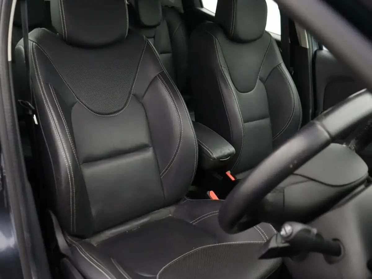 2018-renault-clio-09-tce-signature-nav-big-6